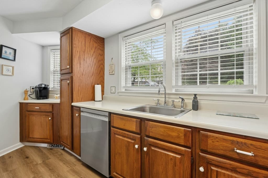 Condominium at 14 Hovey Pond Dr # 14, Grafton MA 01536, Grafton, photo 11 of 29