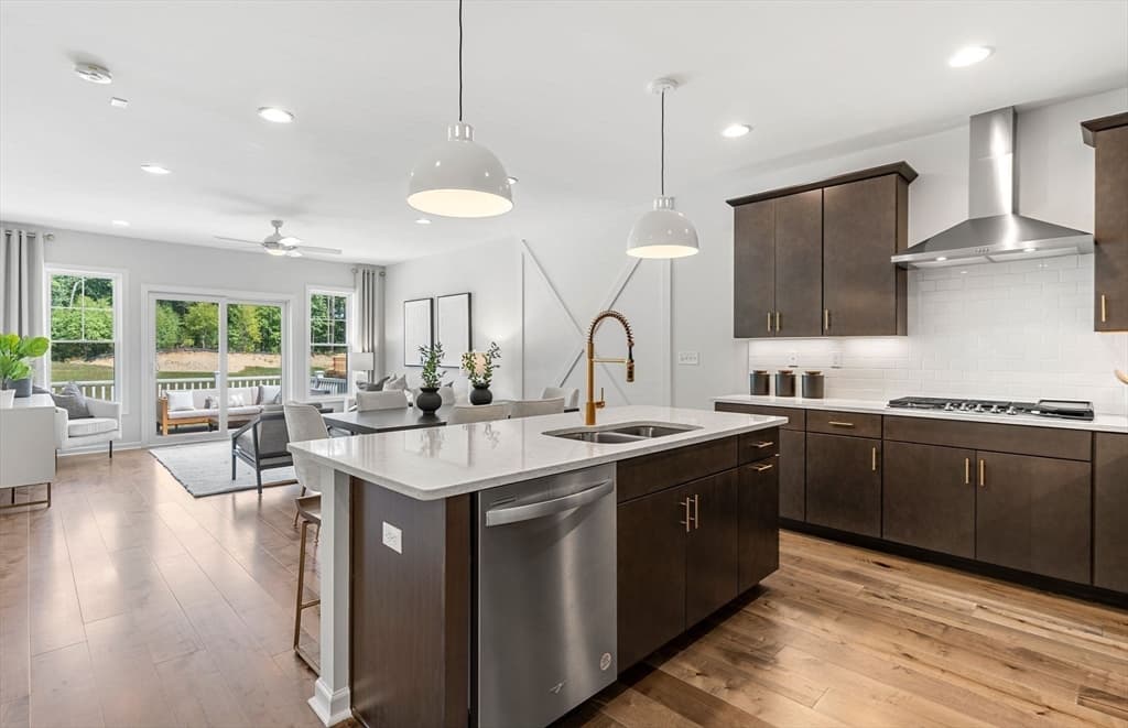 Single Family Residence at 16 Weathervane Drive # 23, Walpole MA 02081, photo 3 of 28