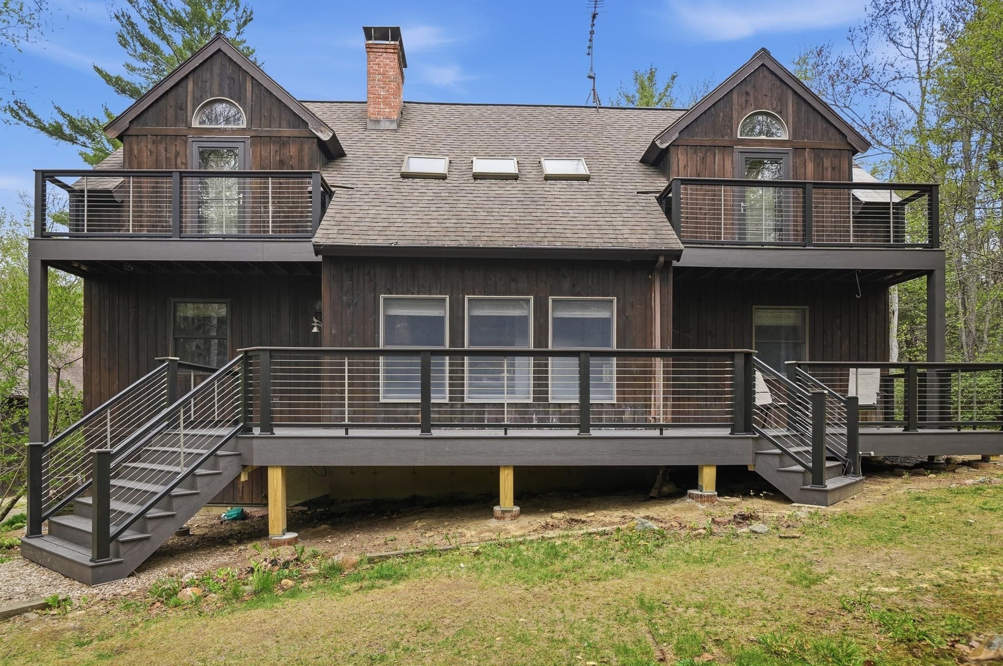 135 Mallard Dr, Becket MA 01223