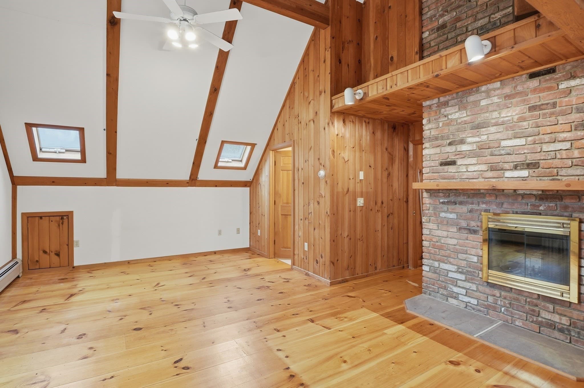 Single Family Residence at 135 Mallard Dr, Becket MA 01223, photo 20 of 42