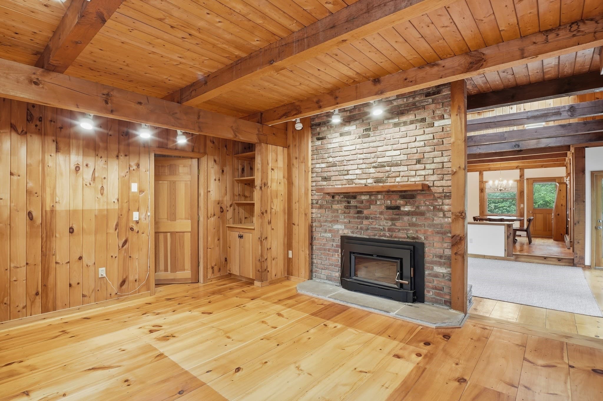 Single Family Residence at 135 Mallard Dr, Becket MA 01223, photo 9 of 42