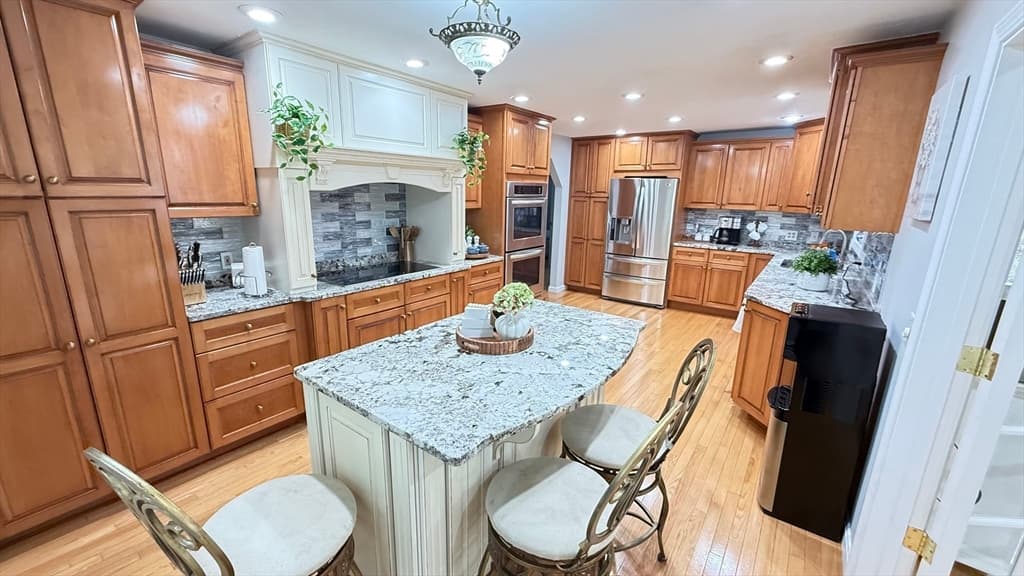 83 Ash St, Spencer MA 01562 photo 6