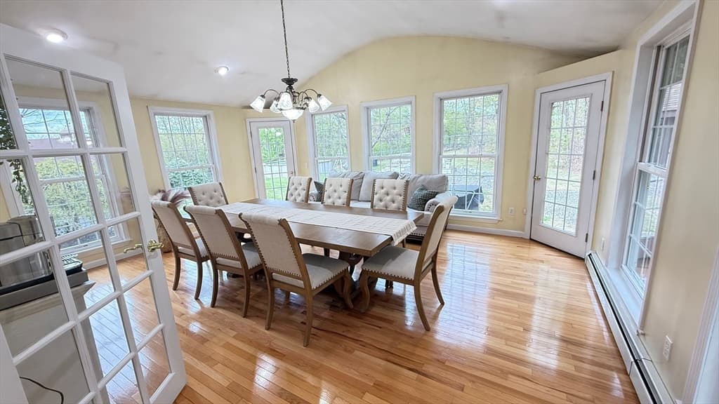 83 Ash St, Spencer MA 01562 photo 4