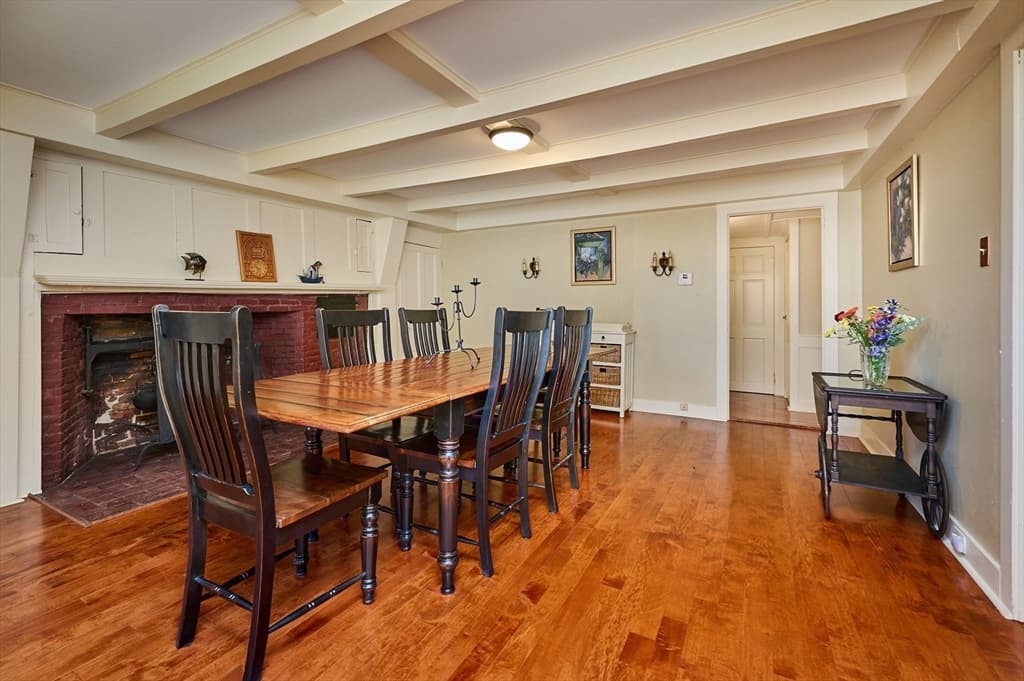 Multi Family at 179 South St, Northampton MA 01060, Northampton, photo 10 of 42