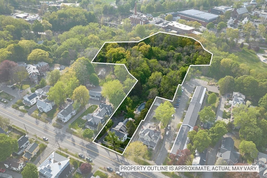 Multi Family at 179 South St, Northampton MA 01060, Northampton, photo 41 of 42