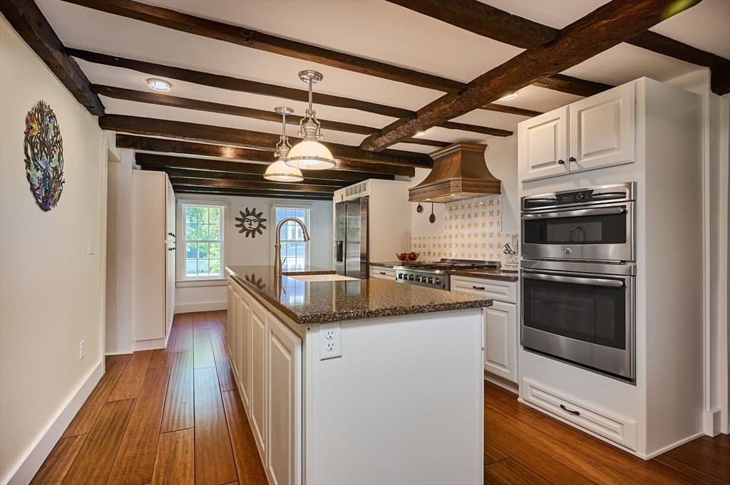 Multi Family at 179 South St, Northampton MA 01060, Northampton, photo 15 of 42