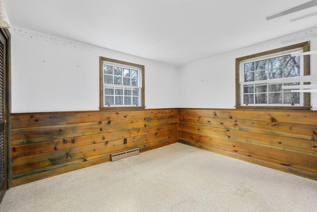 Single Family Residence at 21 Uncatena Rd, Mashpee MA 02649, photo 16 of 35