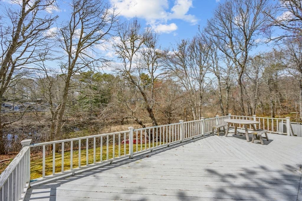 Single Family Residence at 21 Uncatena Rd, Mashpee MA 02649, photo 21 of 35