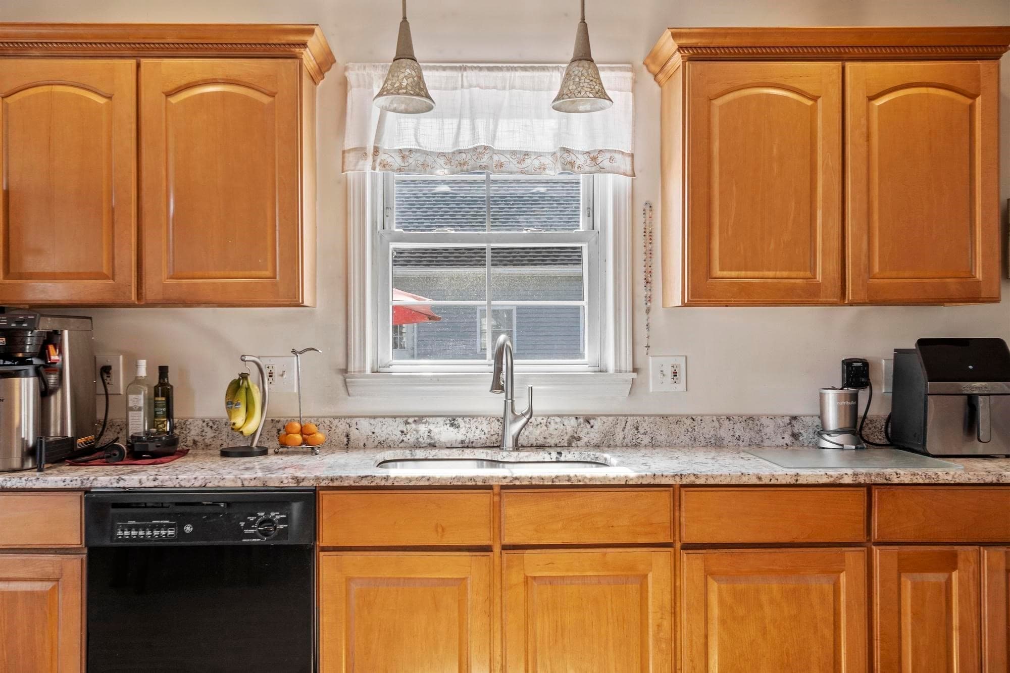 Single Family Residence at 3 Southwick Rd, Peabody MA 01960, Peabody, photo 8 of 42