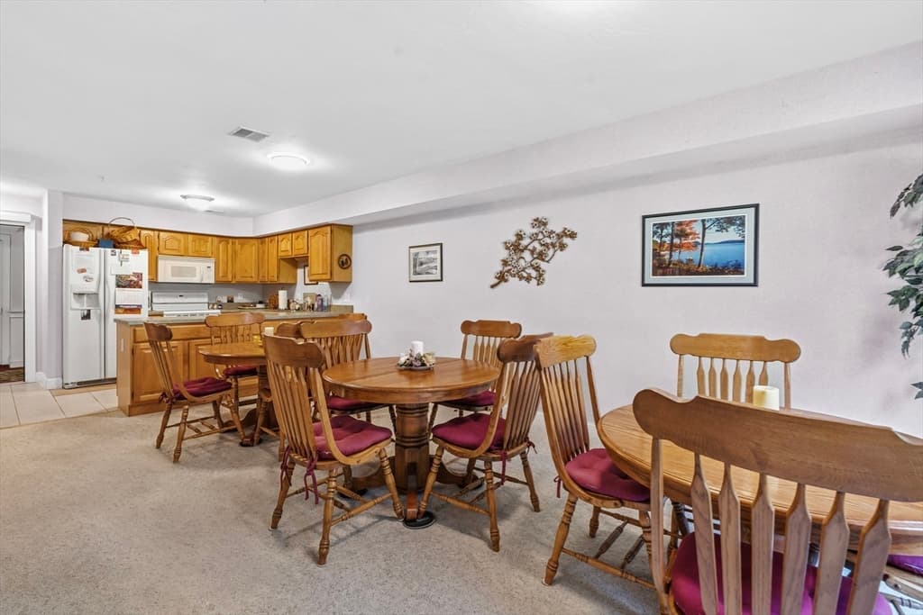 24 Greenleaves Dr # 406, Amherst MA 01002 photo 23