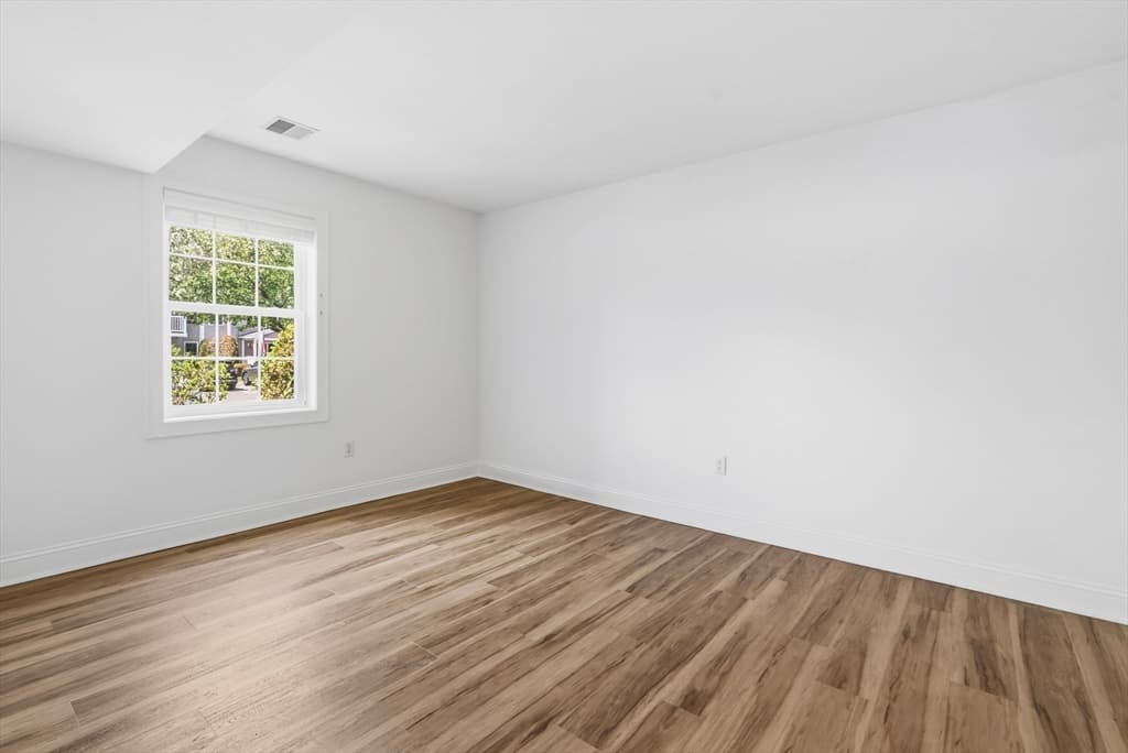 24 Greenleaves Dr # 406, Amherst MA 01002 photo 17