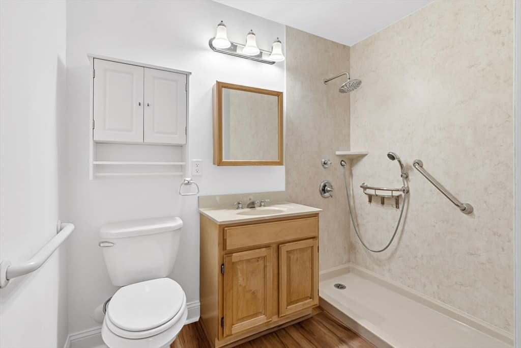 24 Greenleaves Dr # 406, Amherst MA 01002 photo 21