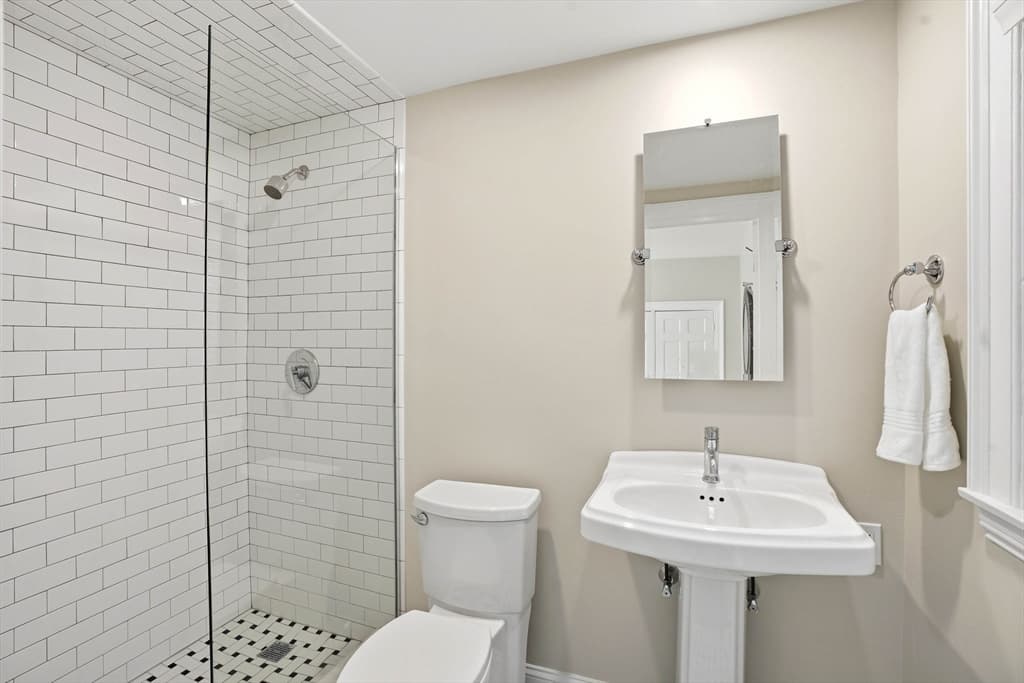 198 South Street # A, Hingham MA 02043 photo 17