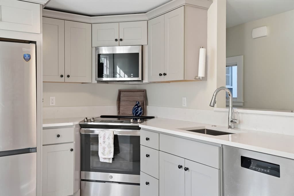 198 South Street # A, Hingham MA 02043 photo 10