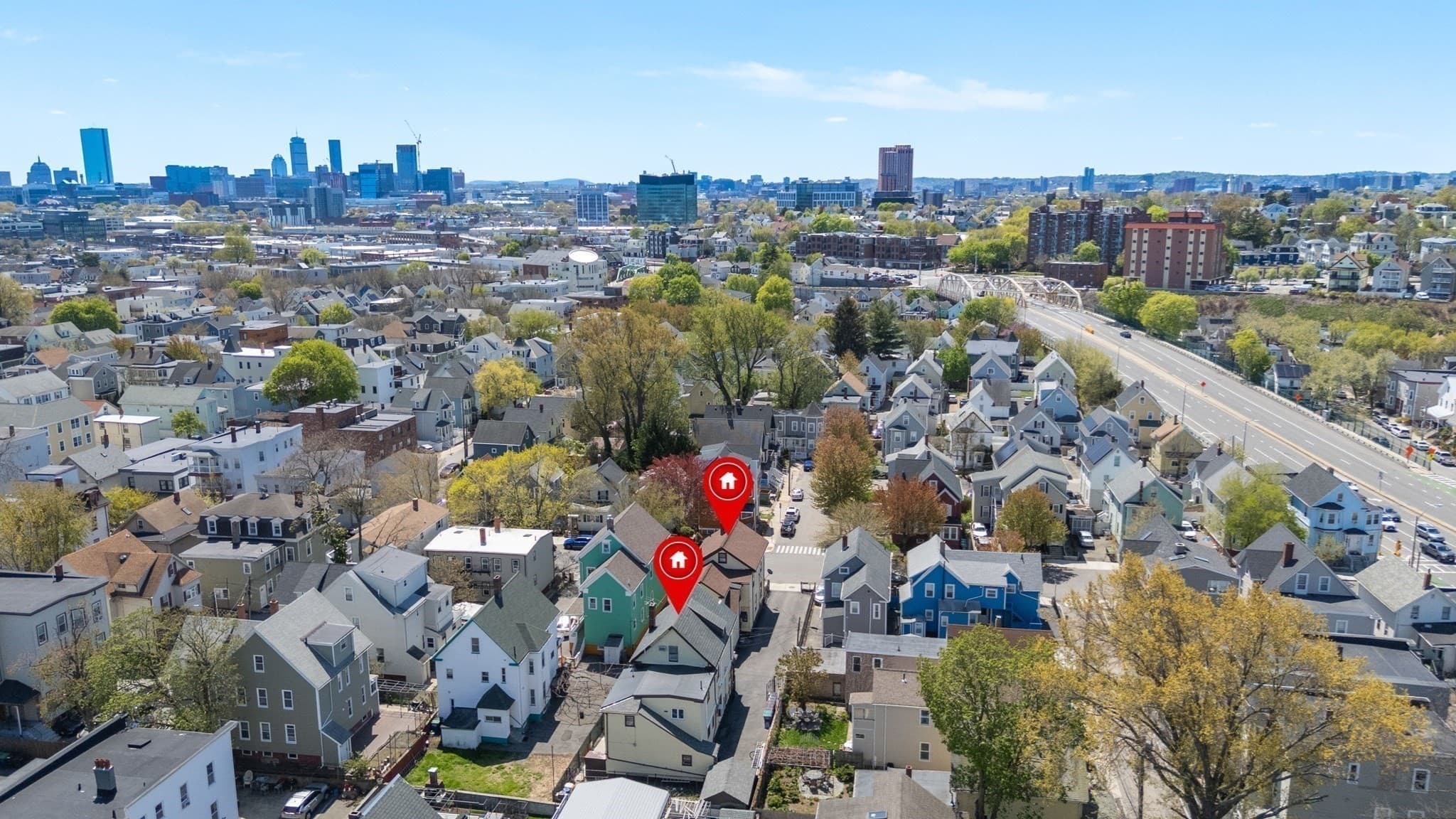 4 Family at 159 Pearl Street, Somerville MA 02145, photo 2 of 42