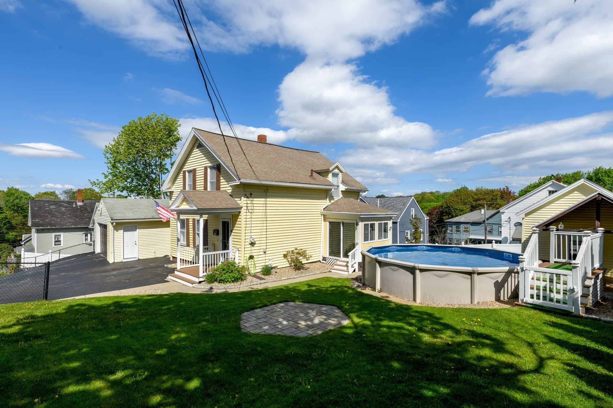 30 Prospect St, Spencer MA 01562