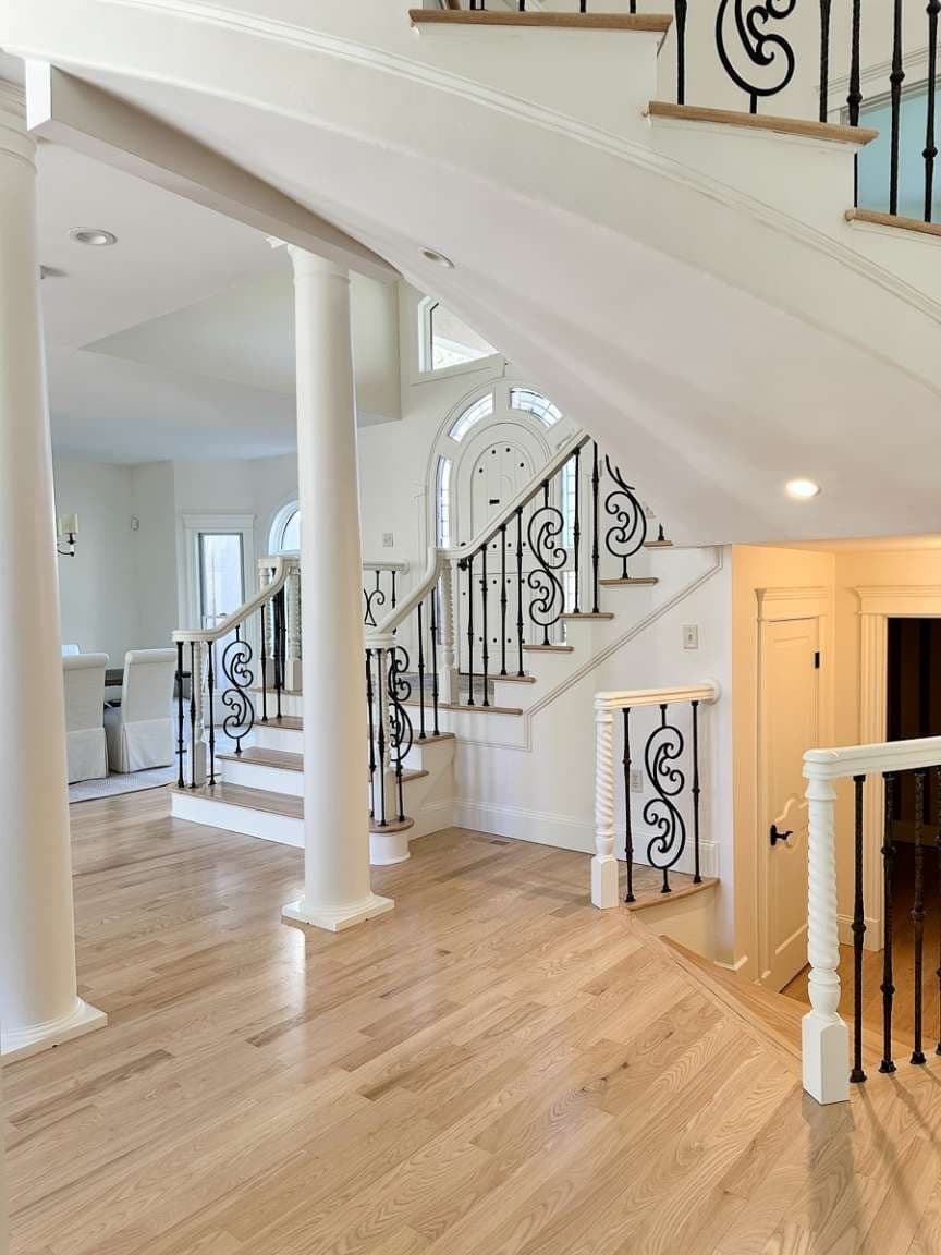 Single Family Residence at 37 Putnam Hill Road, Sutton MA 01590, photo 3 of 42