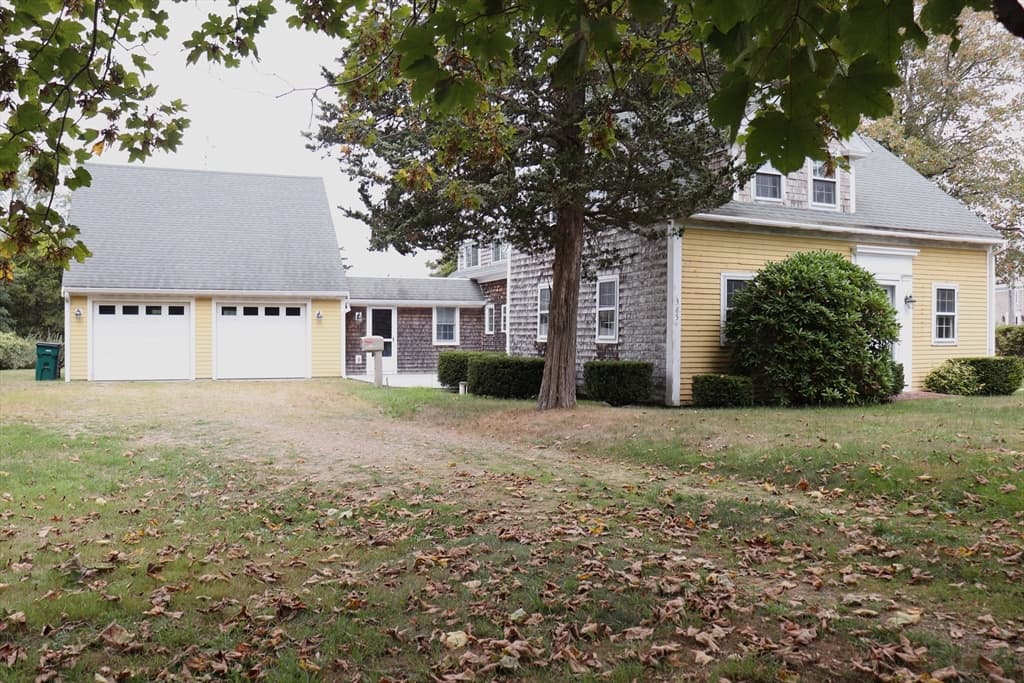 385 Bridge Road, Eastham MA 02642