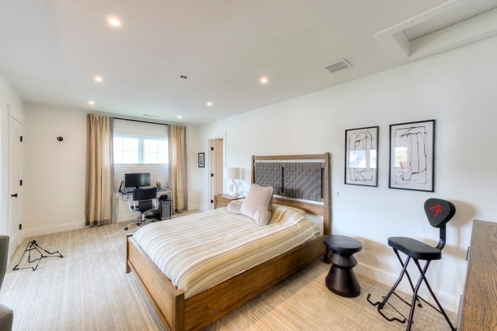 Condominium at 21 Salisbury Hill Blvd # 0, Worcester MA 01609, photo 16 of 42