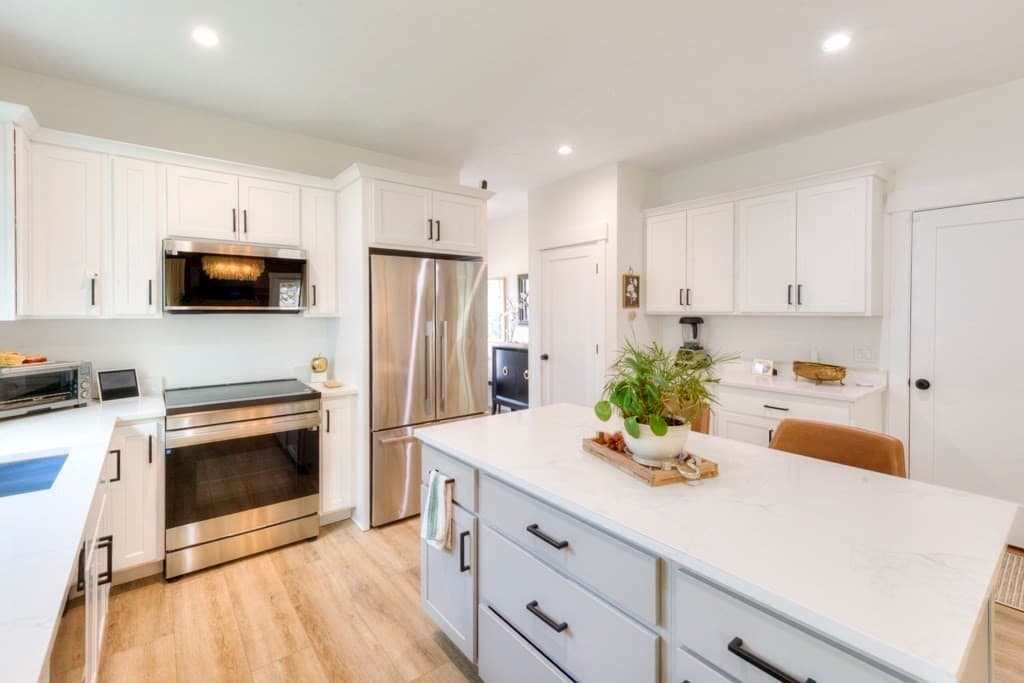 Condominium at 21 Salisbury Hill Blvd # 0, Worcester MA 01609, photo 5 of 42