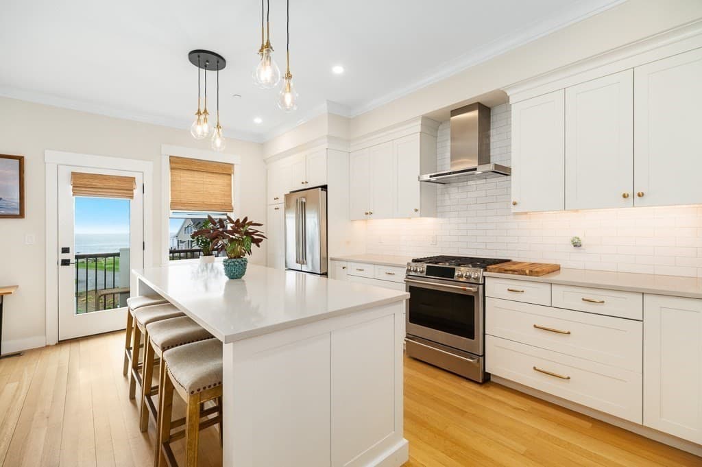 Condominium at 163 Atlantic Rd # 6, Gloucester MA 01930, Gloucester, photo 3 of 18