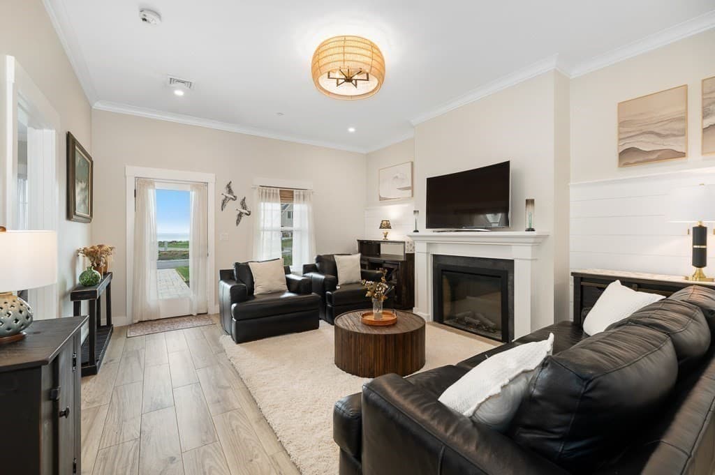 Condominium at 163 Atlantic Rd # 6, Gloucester MA 01930, Gloucester, photo 9 of 18