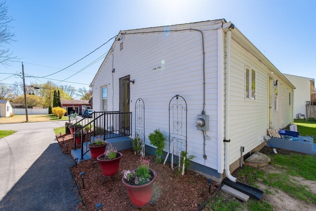 Single Family Residence at 82 Patton, Woonsocket RI 02895, Woonsocket, photo 27 of 31