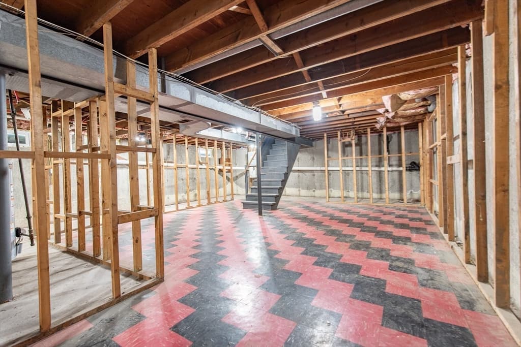 Single Family Residence at 82 Patton, Woonsocket RI 02895, Woonsocket, photo 18 of 31