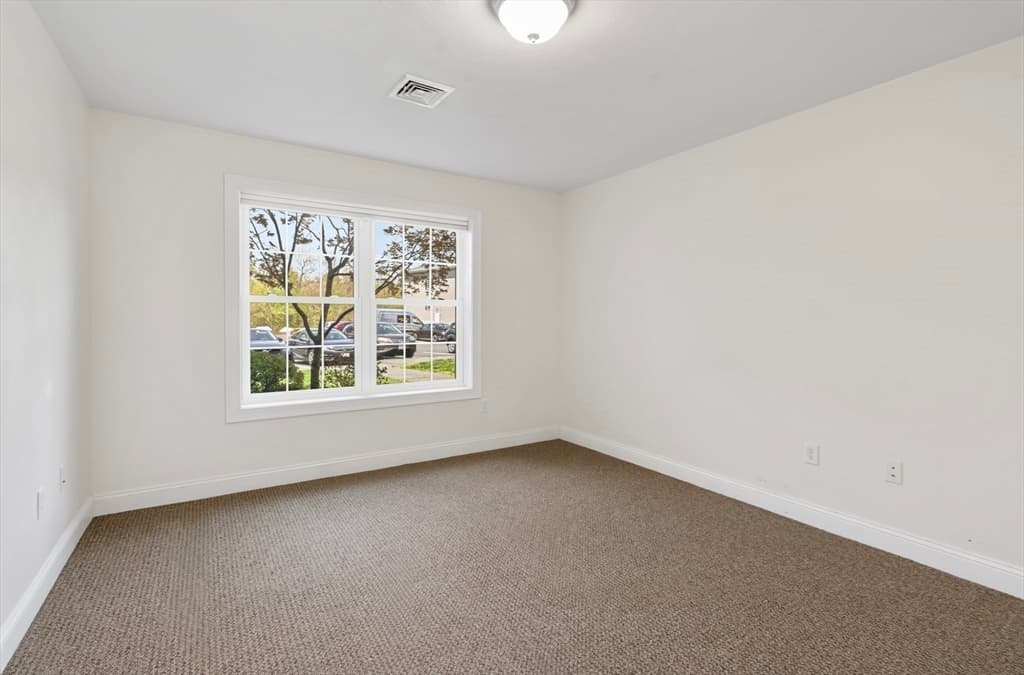 26 Greenleaves Dr # 602, Amherst MA 01002 photo 21