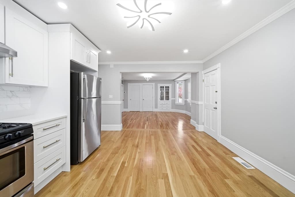 29 Hanson St # 1, Somerville MA 02143 photo 20