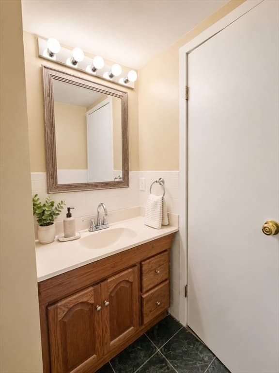 33 Wareham Street # 11, Carver MA 02330 photo 9