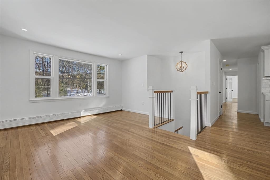 Single Family Residence at 12 Davis Road, Merrimack NH 03054, Merrimack, photo 13 of 31
