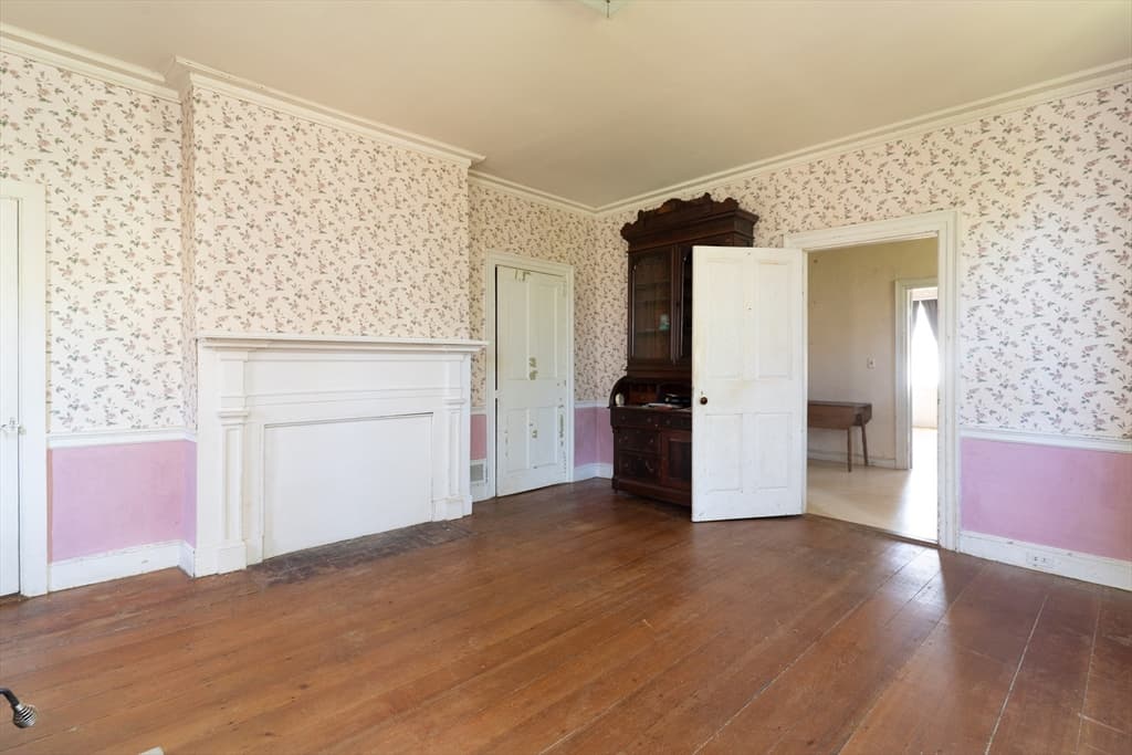 Single Family Residence at 3 Main St, Brookfield MA 01506, Brookfield, photo 13 of 36