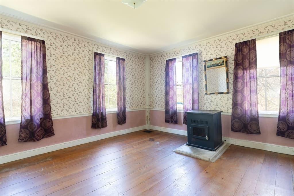 Single Family Residence at 3 Main St, Brookfield MA 01506, Brookfield, photo 11 of 36