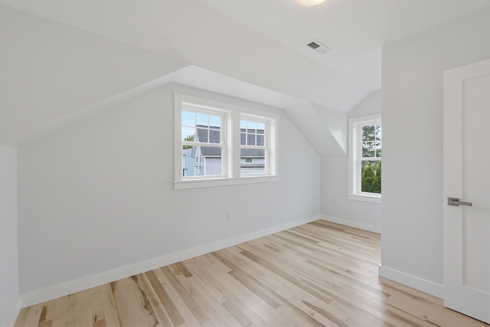 Single Family Residence at 33 Jefferson, East Providence RI 02915, East Providence, photo 27 of 35