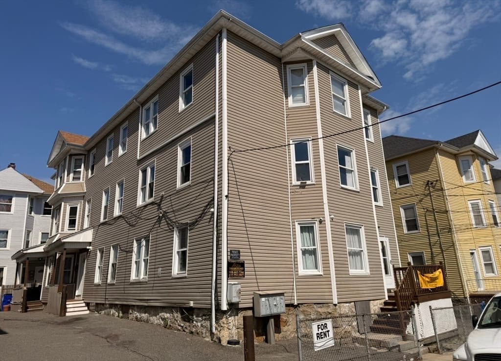 227 Eagle St, Fall River MA 02721 photo 2