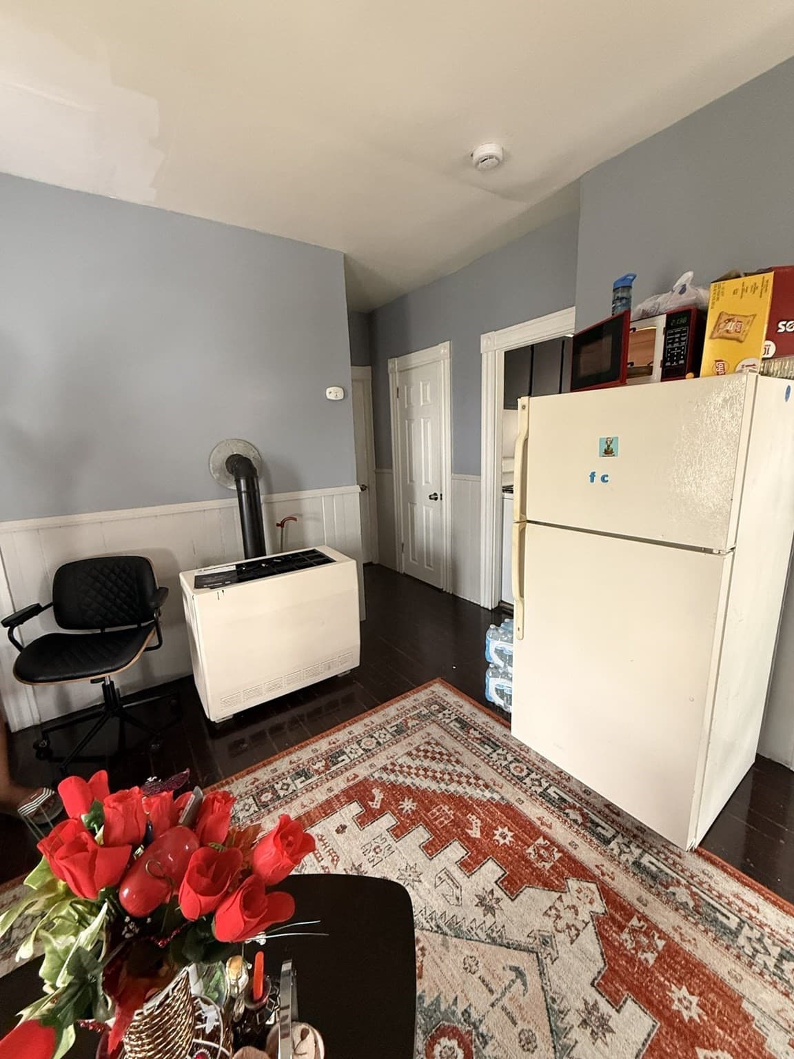 3 Family at 233 Eagle St, Fall River MA 02721, photo 6 of 6