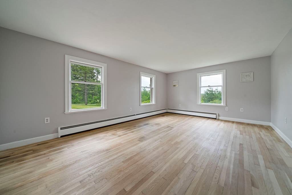 Single Family Residence at 8 Conway Lane, Foxboro MA 02035, Foxboro, photo 20 of 40