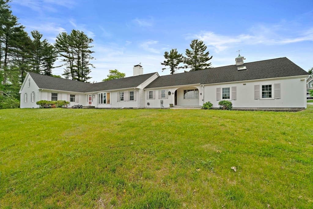 Single Family Residence at 8 Conway Lane, Foxboro MA 02035, Foxboro, photo 35 of 40