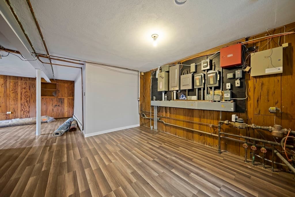 Single Family Residence at 8 Conway Lane, Foxboro MA 02035, Foxboro, photo 31 of 40