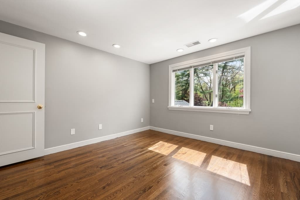 64 Country Drive, Weston MA 02493 photo 27