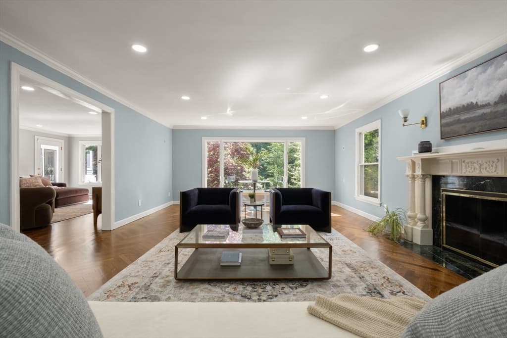 64 Country Drive, Weston MA 02493 photo 4
