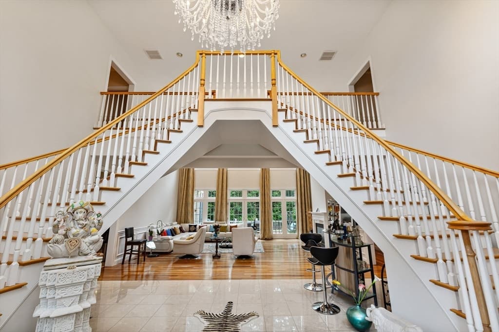 Single Family Residence at Six Ashley Court, Lynnfield MA 01940, Lynnfield, photo 3 of 41