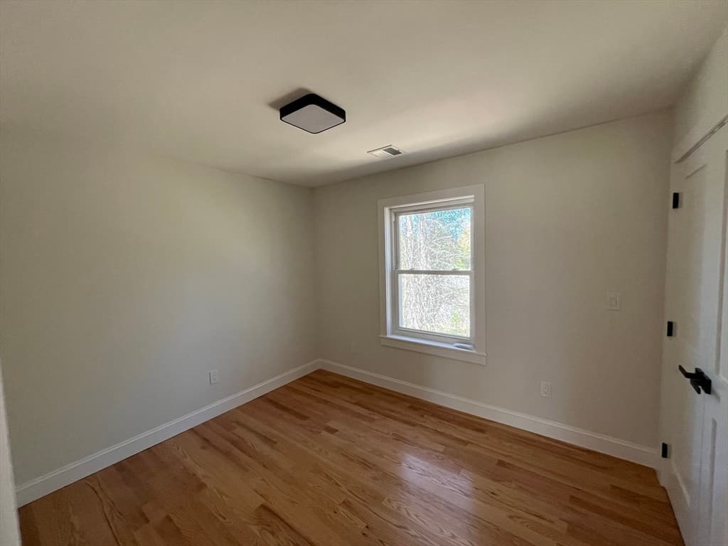 272 S Main St, Hopedale MA 01747 photo 20