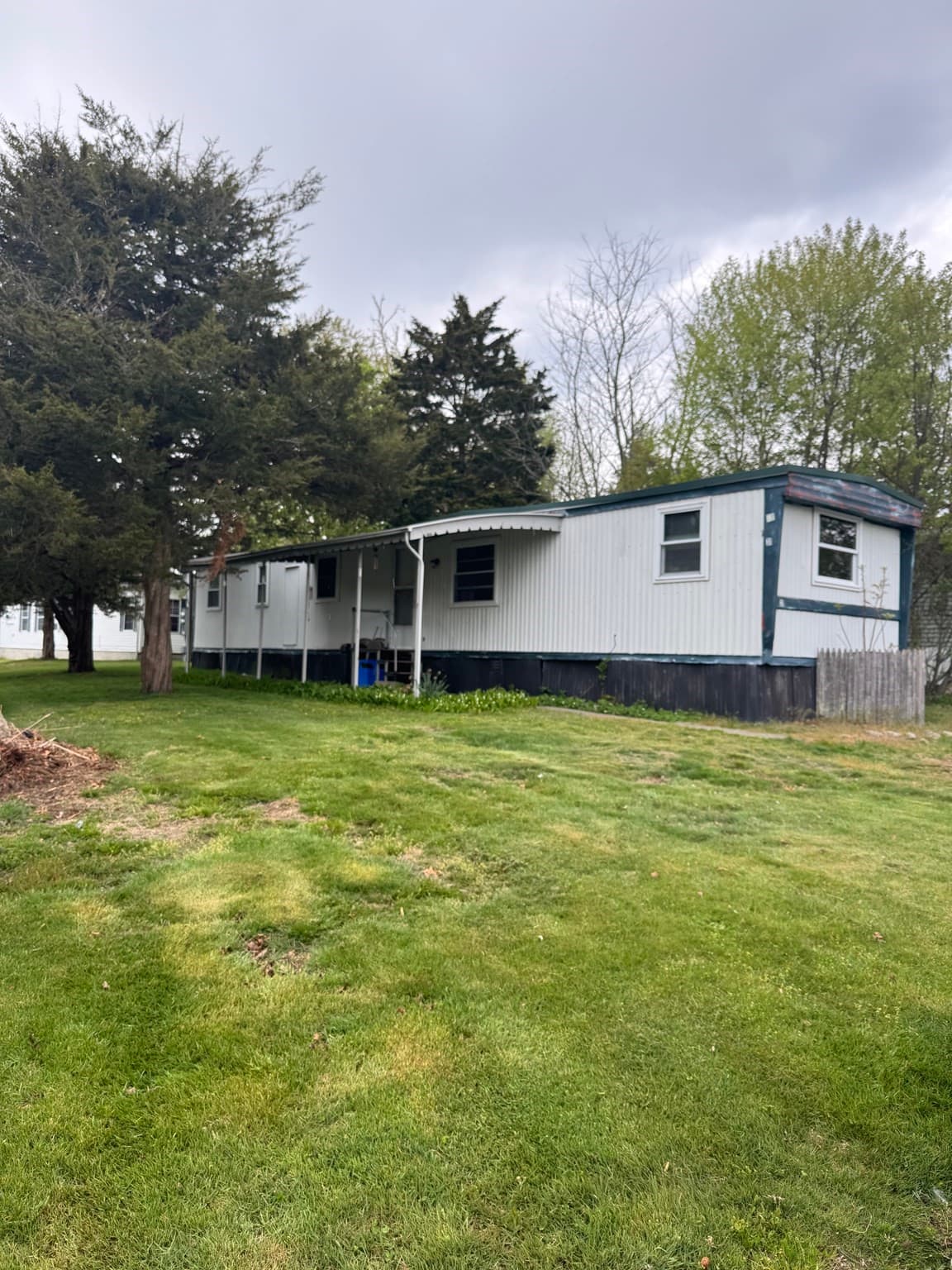 301 Bulgarmarsh Rd, Tiverton RI 02878