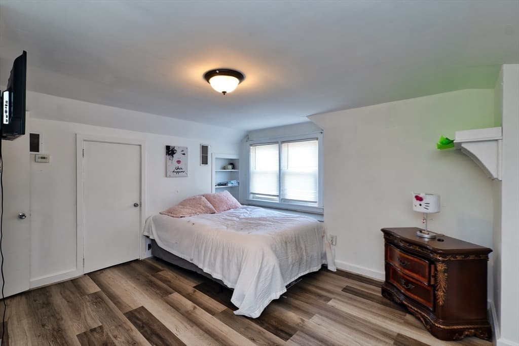 235 Chavenson St, Fall River MA 02723 photo 30