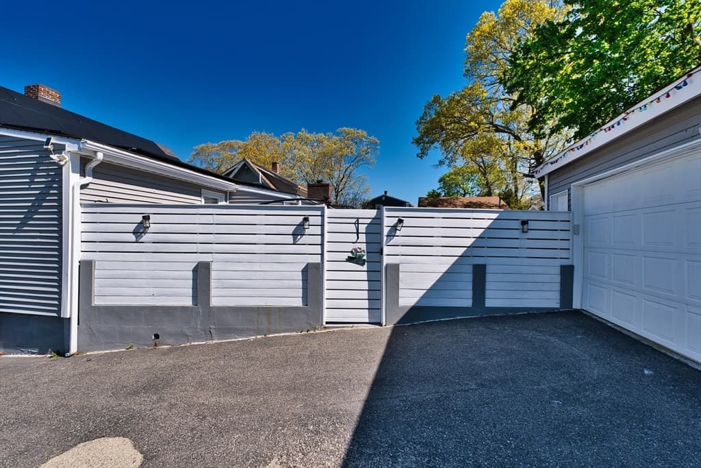 235 Chavenson St, Fall River MA 02723 photo 38