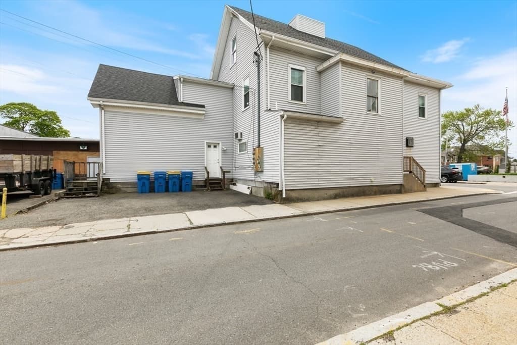 Commercial Sale at 193-195 Winthrop St, Winthrop MA 02152, Winthrop, photo 36 of 42