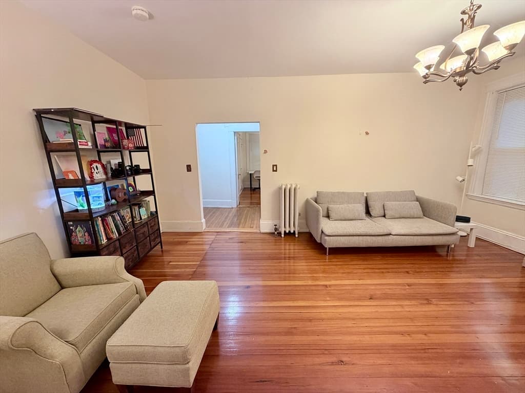 35 Westbourne Ter # 2, Brookline MA 02446 photo 4