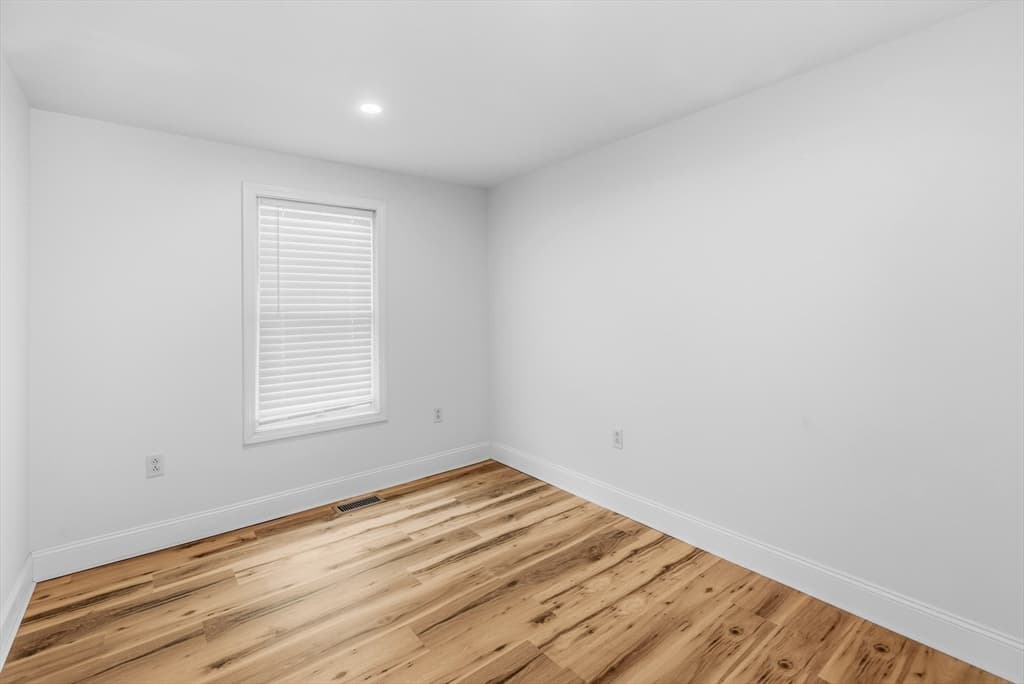 8 Cottage St, Wareham MA 02571 photo 15